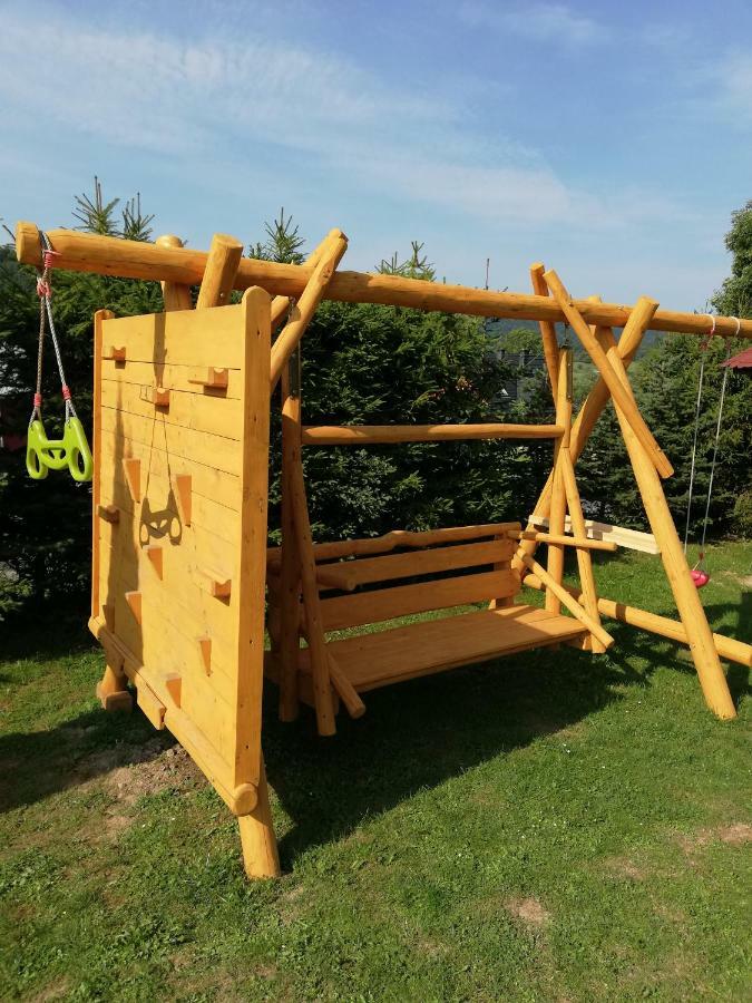 Domek Pod Swierkami Чорна Екстер'єр фото